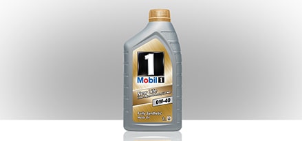 Ένα μπουκάλι Mobil 1